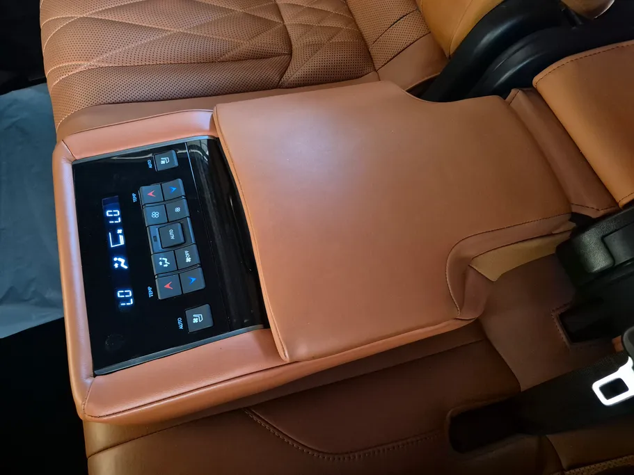 لكزس LX 570 Black Ed. 2019 