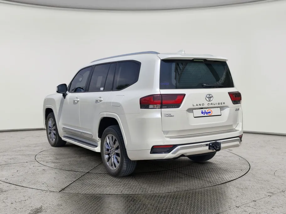 تويوتا لاندكروزر GXR4 2026 