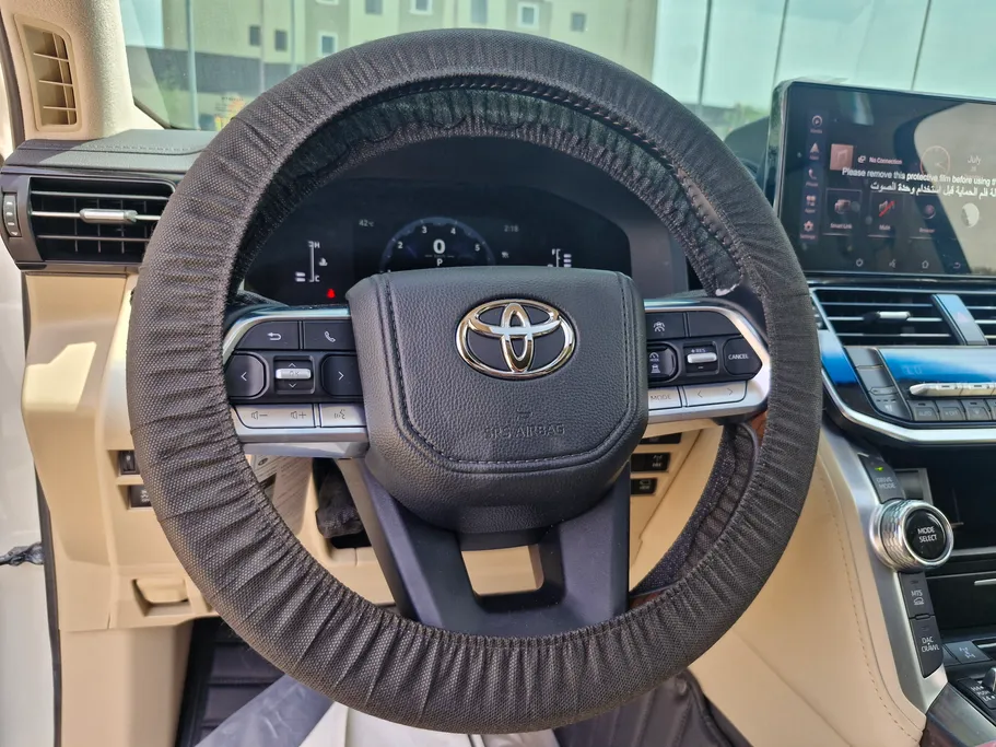 تويوتا لاندكروزر GXR4 2026 