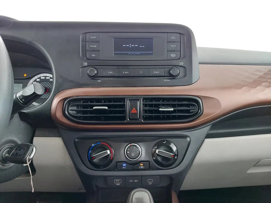 2024 هيونداي Grand i10 فلييت 