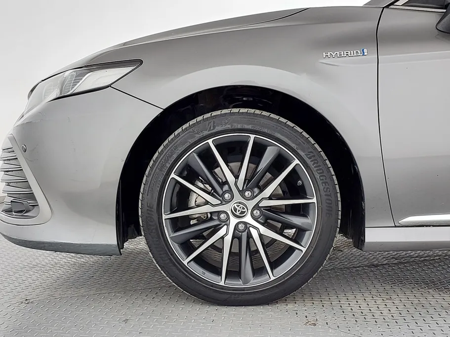 2024 تويوتا Camry  GLE 