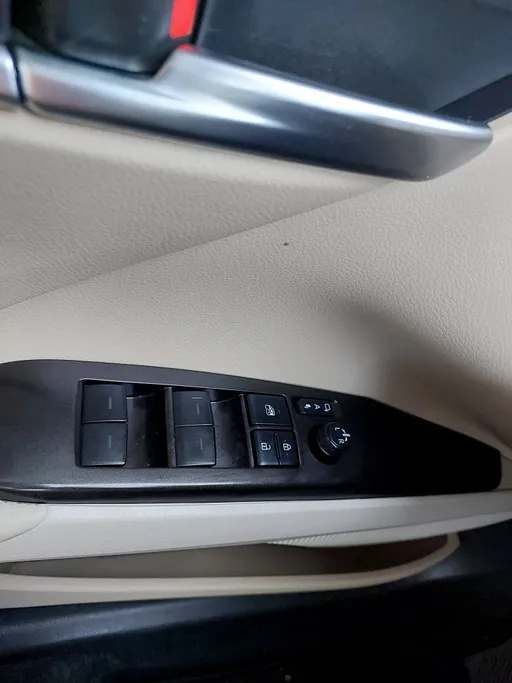 2024 تويوتا Camry  GLE 