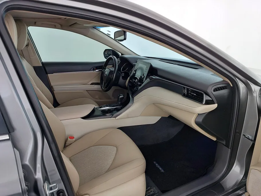 2024 تويوتا Camry  GLE 