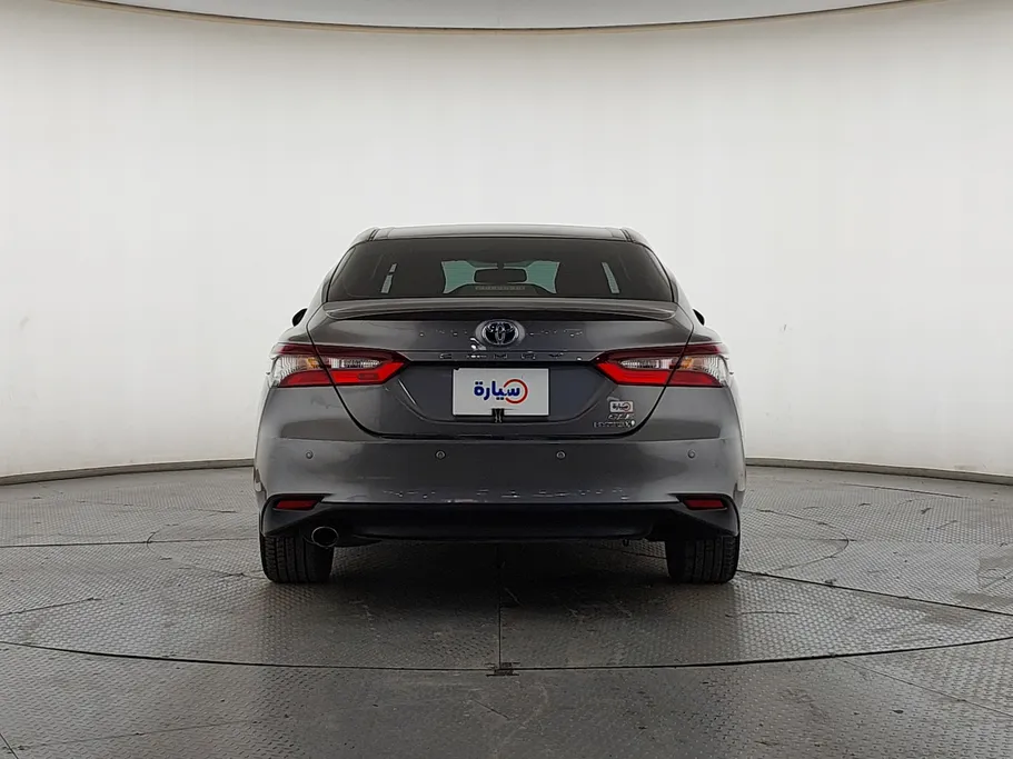 2024 تويوتا Camry  GLE 