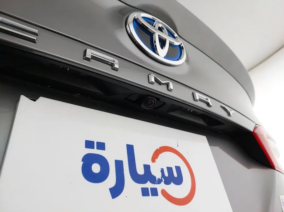 2024 تويوتا Camry  GLE 