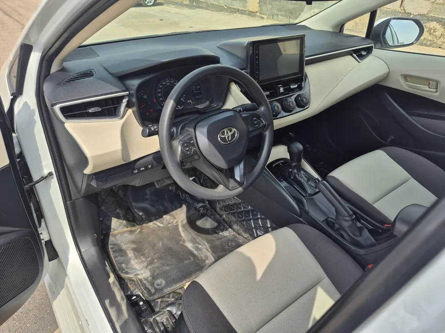 2024 Toyota Corolla XLI Executive Moonroof 