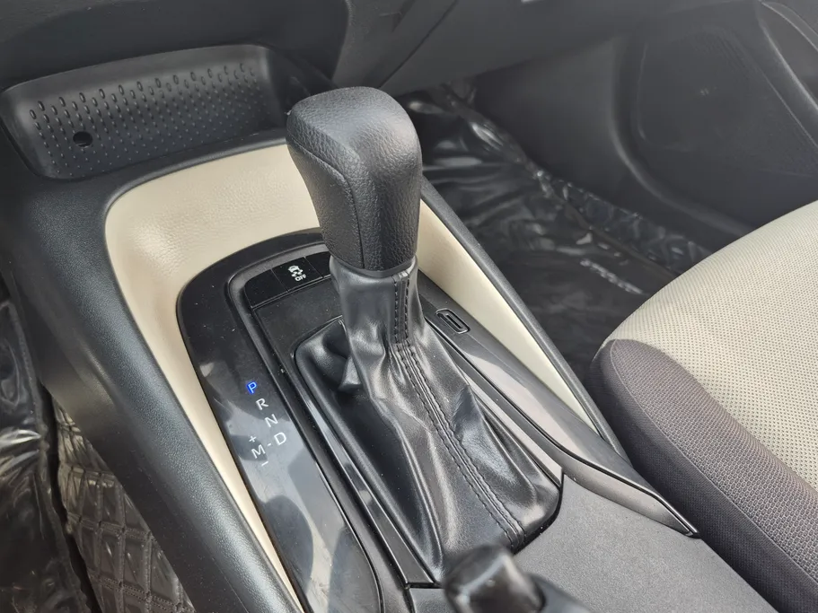 2024 Toyota Corolla XLI Executive Moonroof 