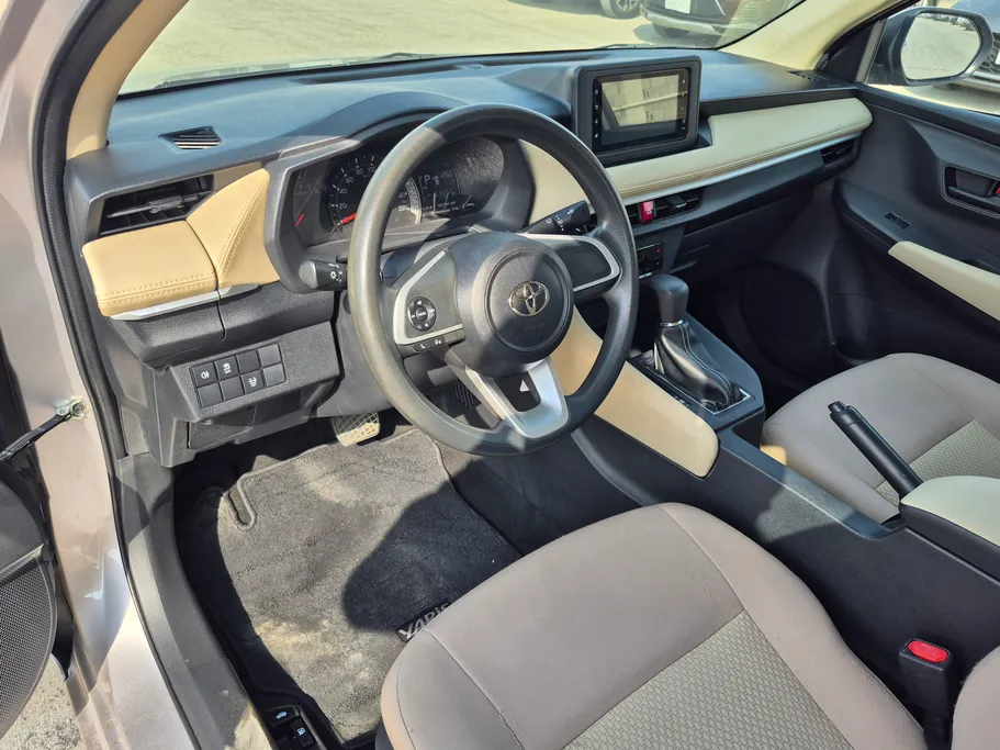2023 Toyota Yaris  Y 