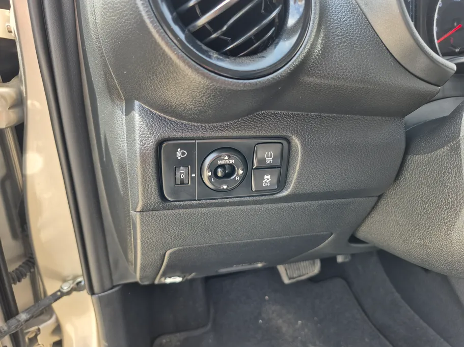 2024 Kia Pegas LX 