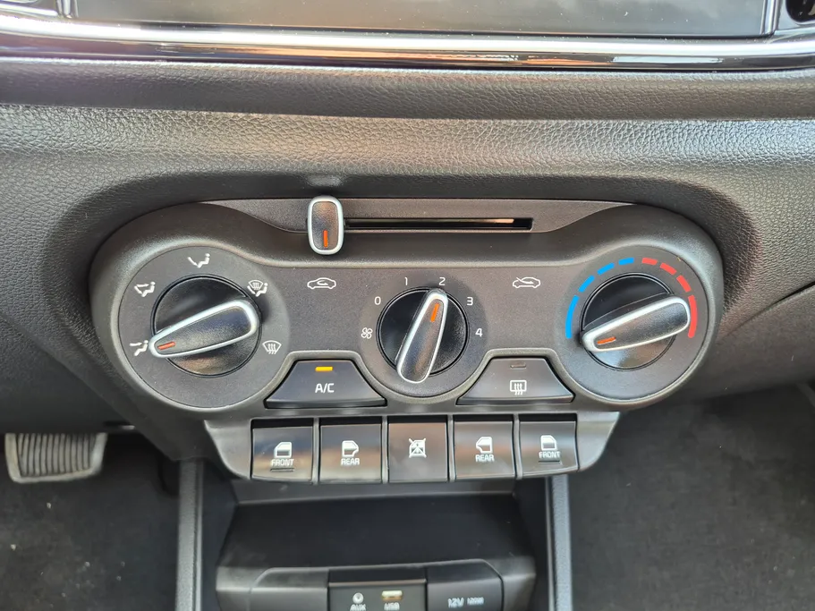 2024 Kia Pegas LX 