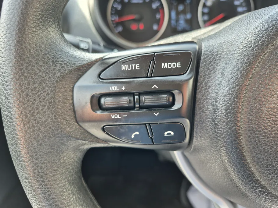 2024 Kia Pegas LX 