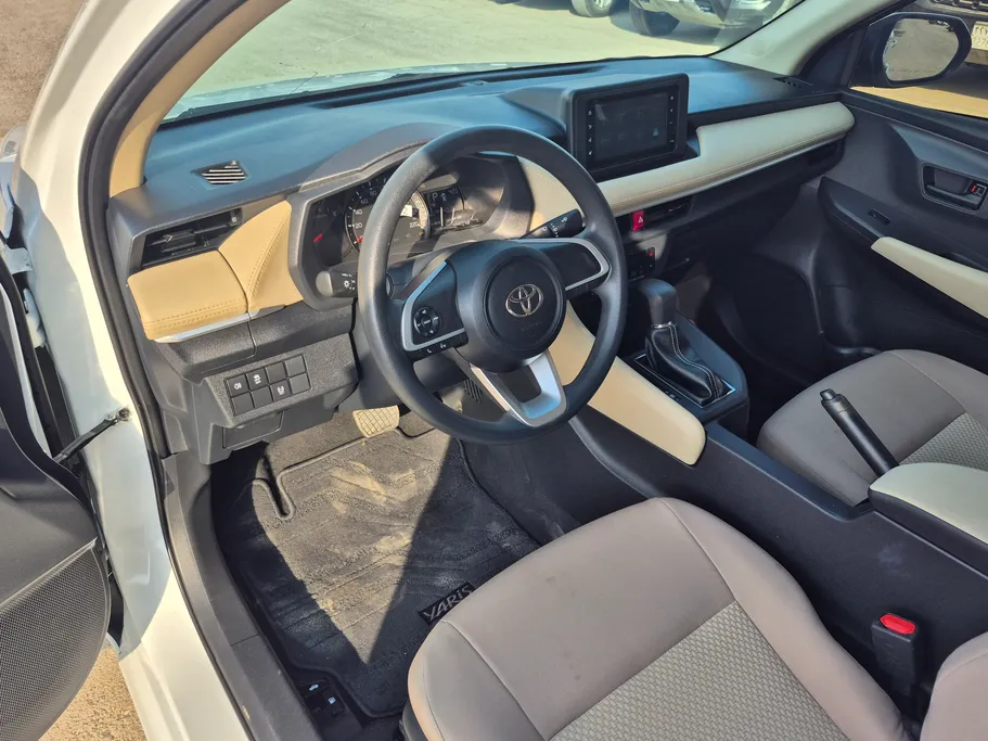 2024 Toyota Yaris  Y 
