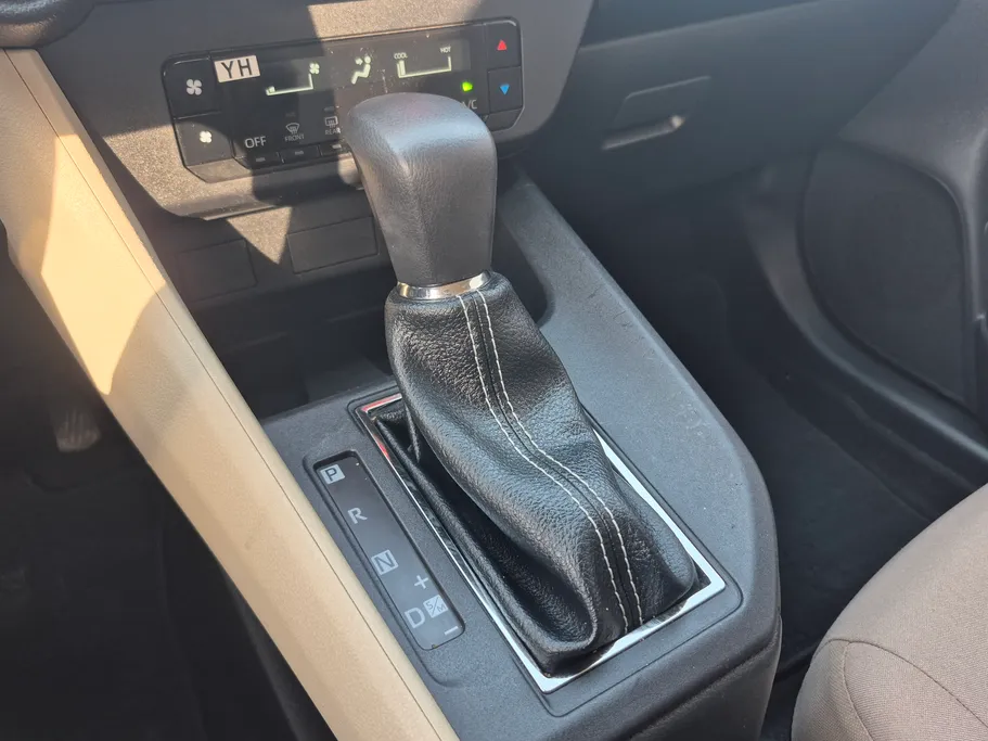 2024 Toyota Yaris  Y 