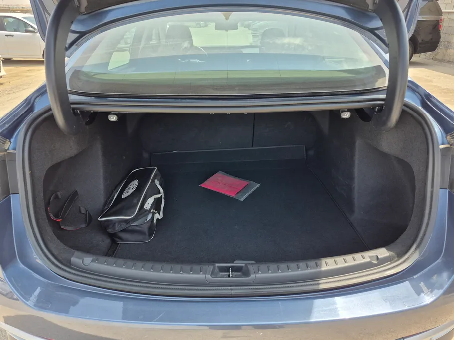 2024 Ford Taurus Ambiente 