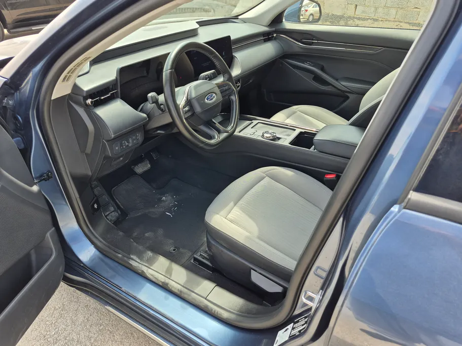 2024 Ford Taurus Ambiente 