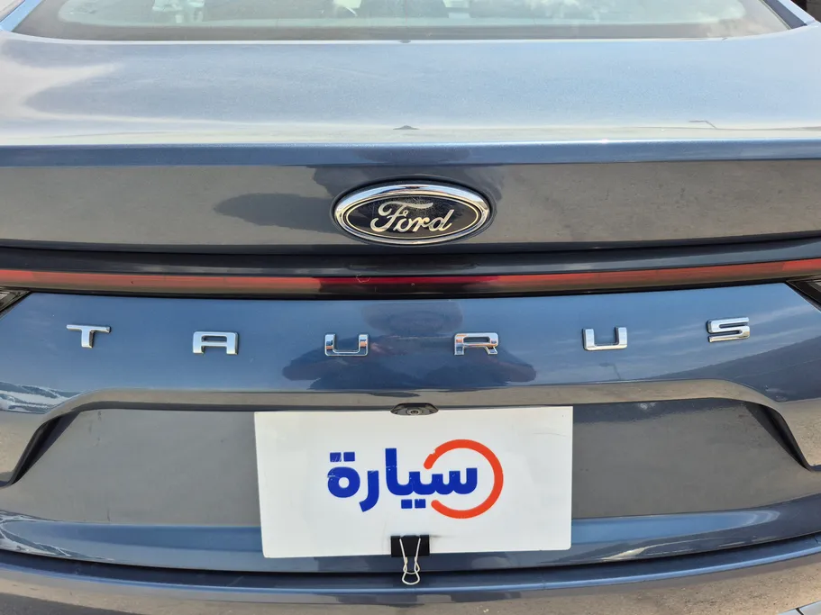 2024 Ford Taurus Ambiente 