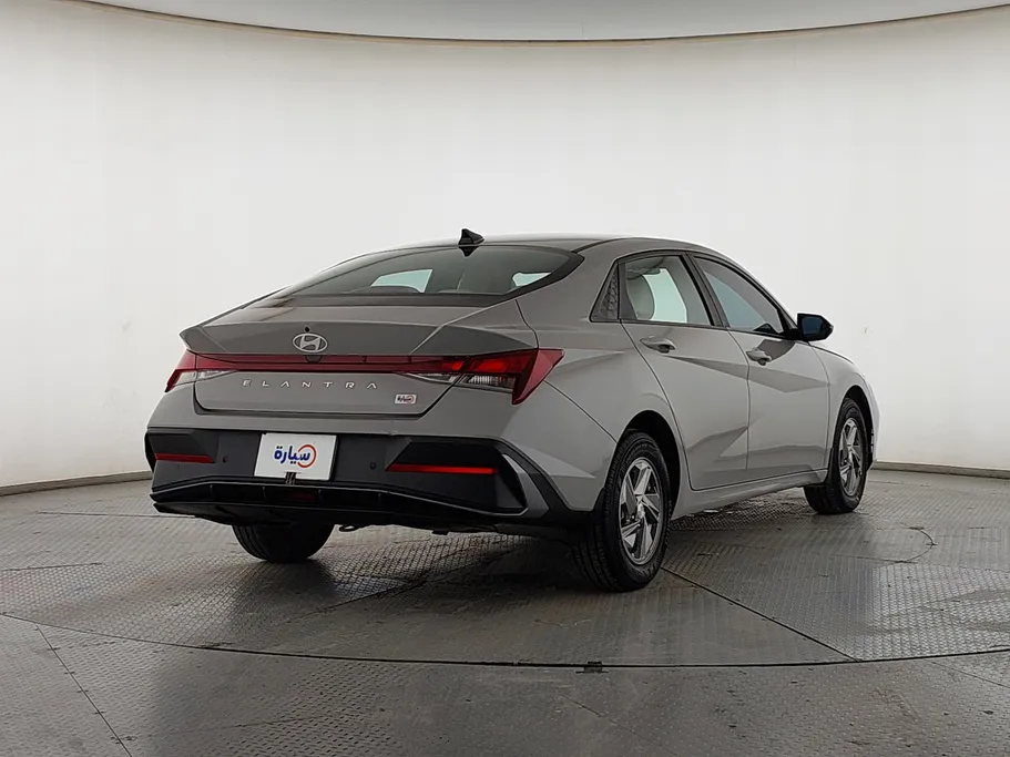 2025 Hyundai Elantra Fleet 