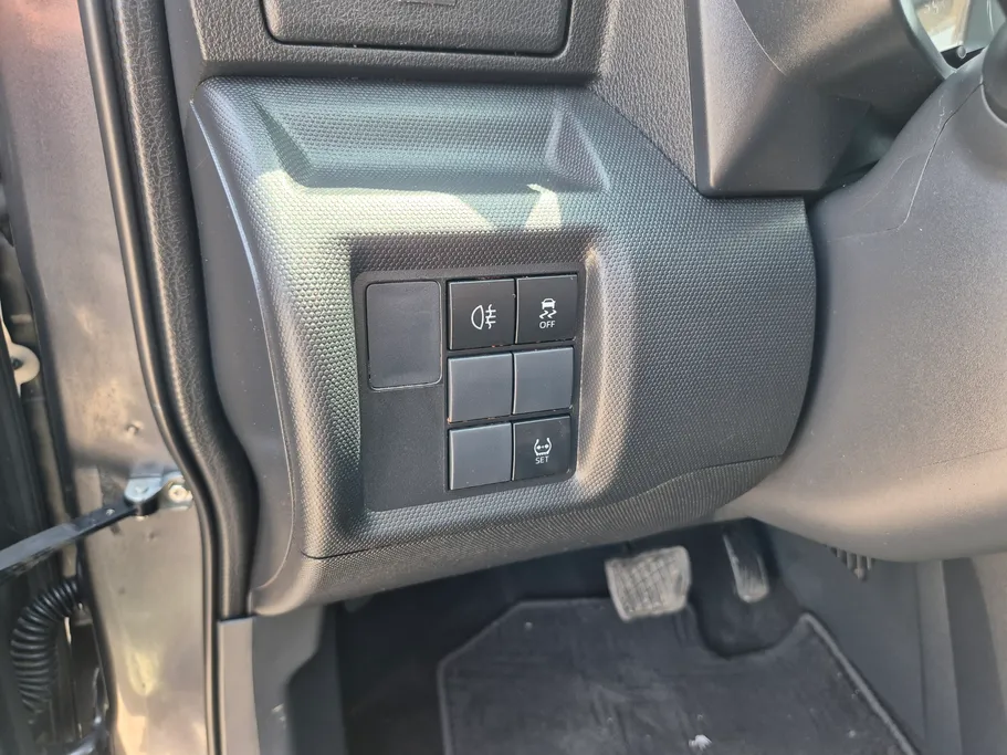 2023 Toyota Raize XLE 