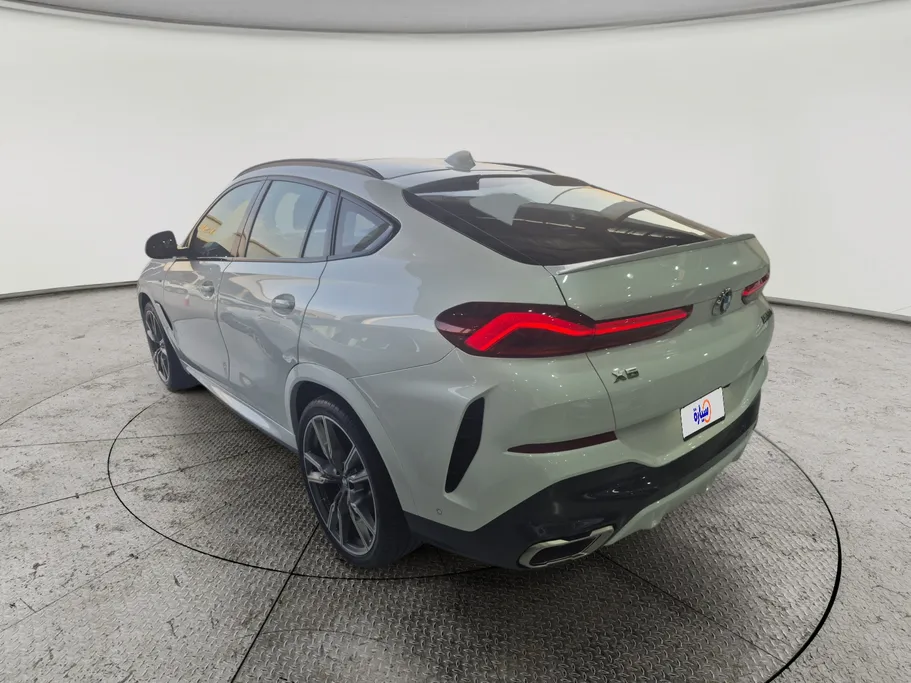 2023 BMW X Series 6 M 50i  