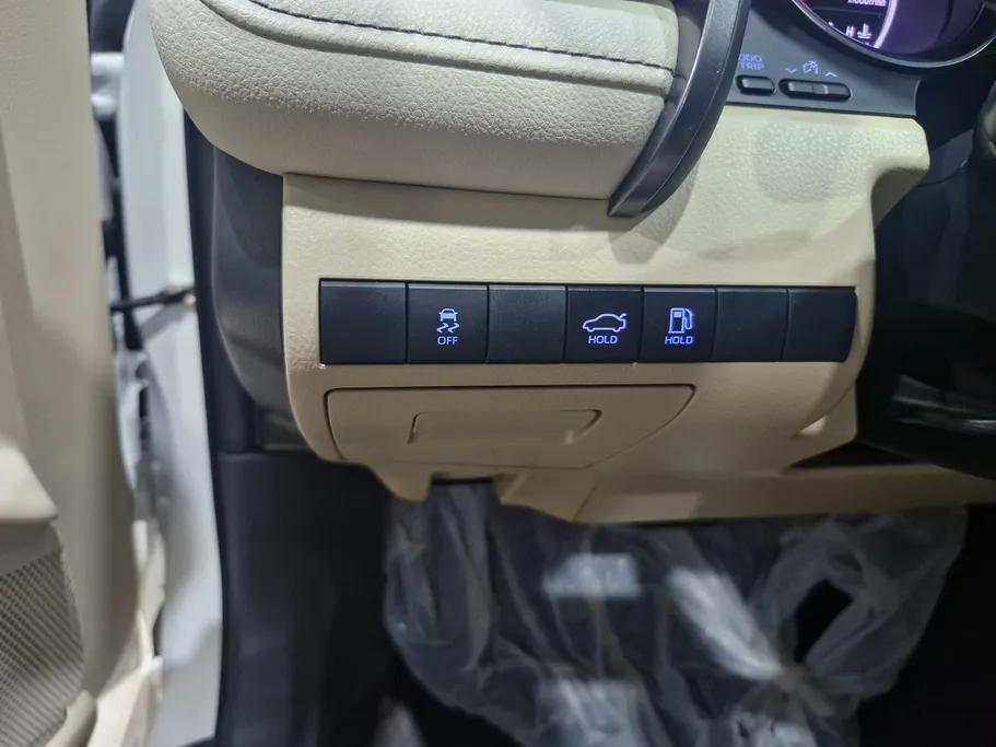 2023 Toyota Camry  LE 