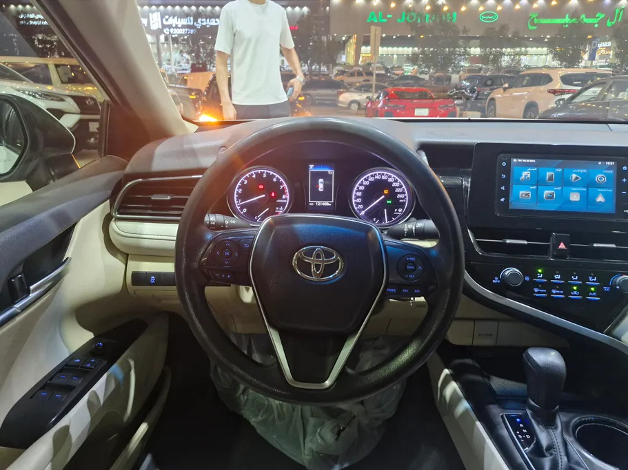 2023 Toyota Camry  LE 