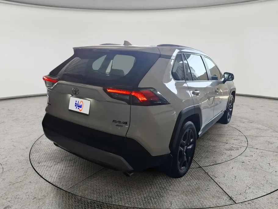 2024 Toyota RAV4 ADVENTURE 