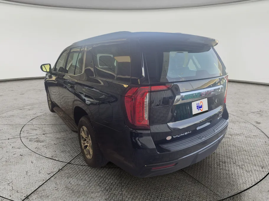 2024 GMC Yukon SLE 