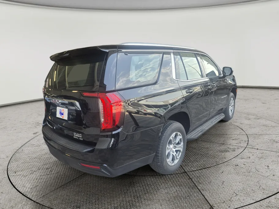 2024 GMC Yukon SLE 
