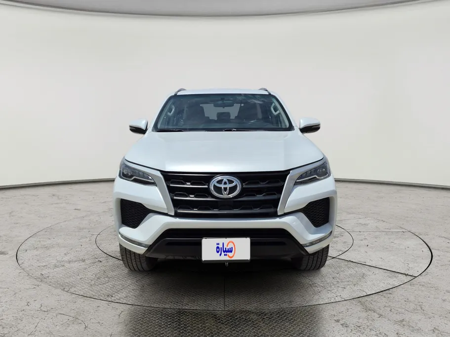 2024 Toyota Fortuner GX2 