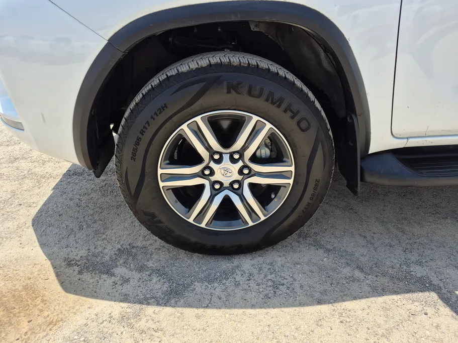 2024 Toyota Fortuner GX2 
