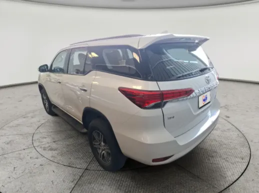 2023 Toyota Fortuner VX 