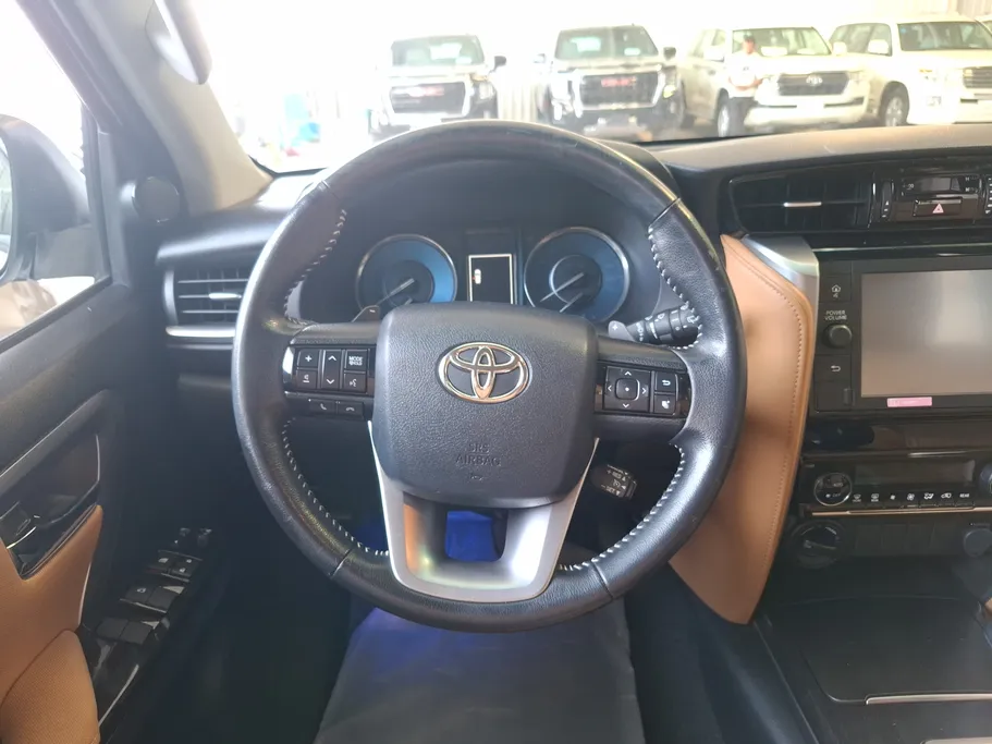 2023 Toyota Fortuner VX 