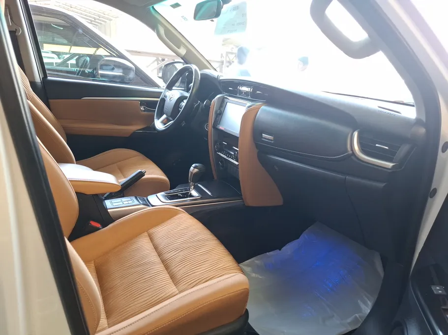 2023 Toyota Fortuner VX 