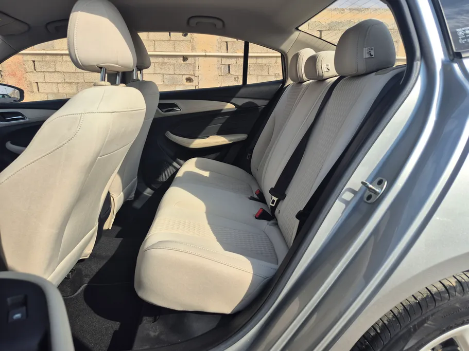 2023 MG 5 STD 