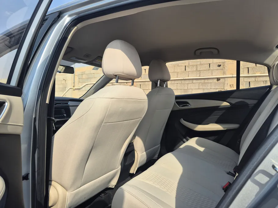 2023 MG 5 STD 