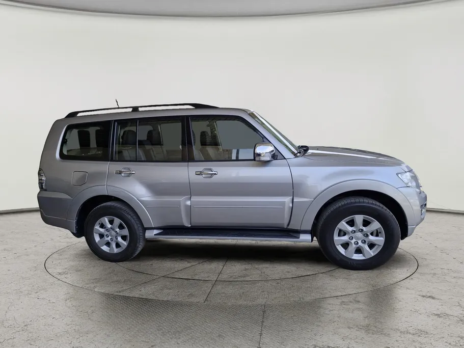 ميتسوبيشي باجيرو GLS 5Doors 2022 