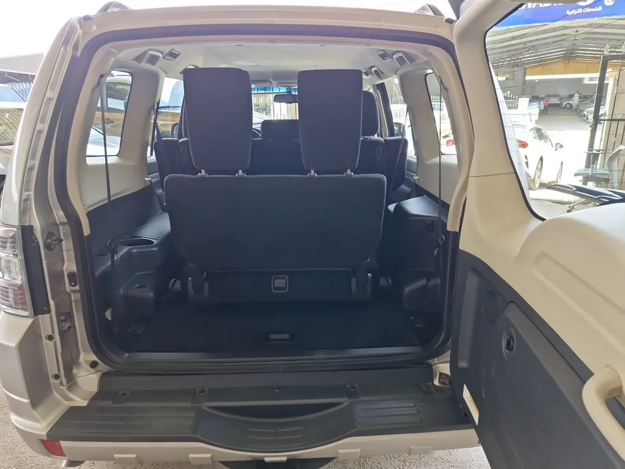 2022 Mitsubishi Pajero GLS 5Doors 