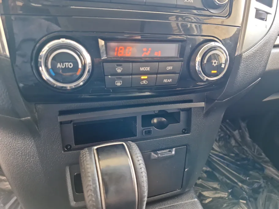 2022 Mitsubishi Pajero GLS 5Doors 