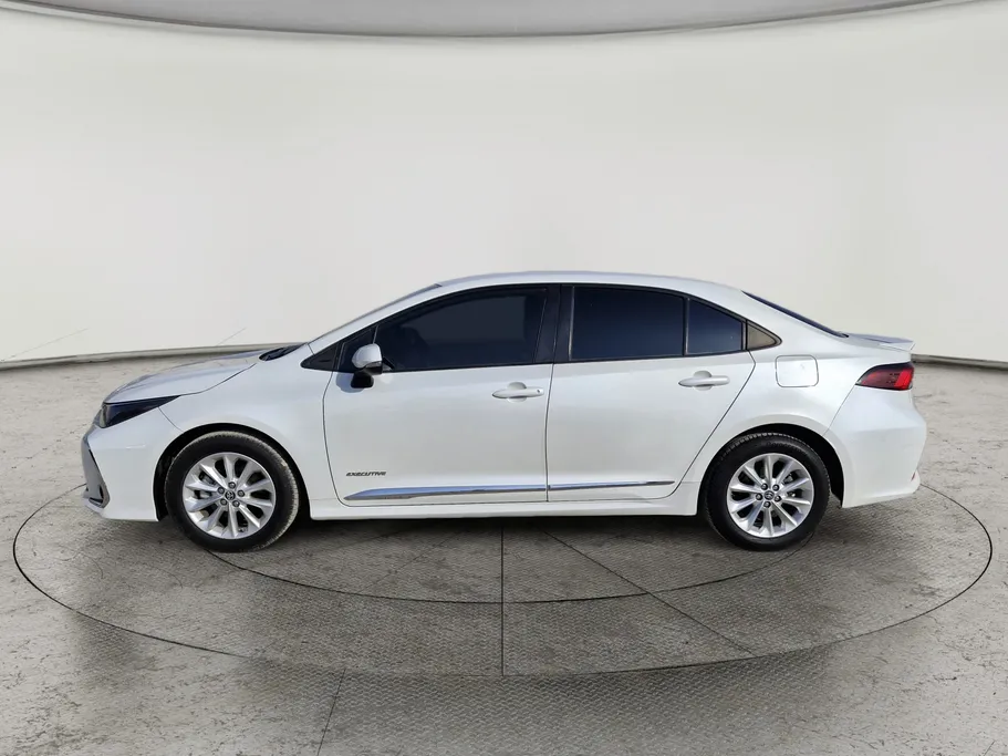 2023 تويوتا Corolla XLI Executive 