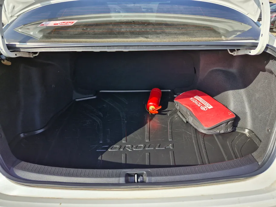 2023 تويوتا Corolla XLI Executive 