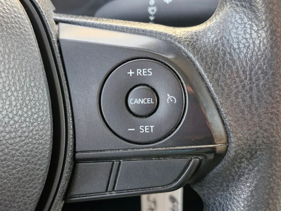 2023 تويوتا Corolla XLI Executive 