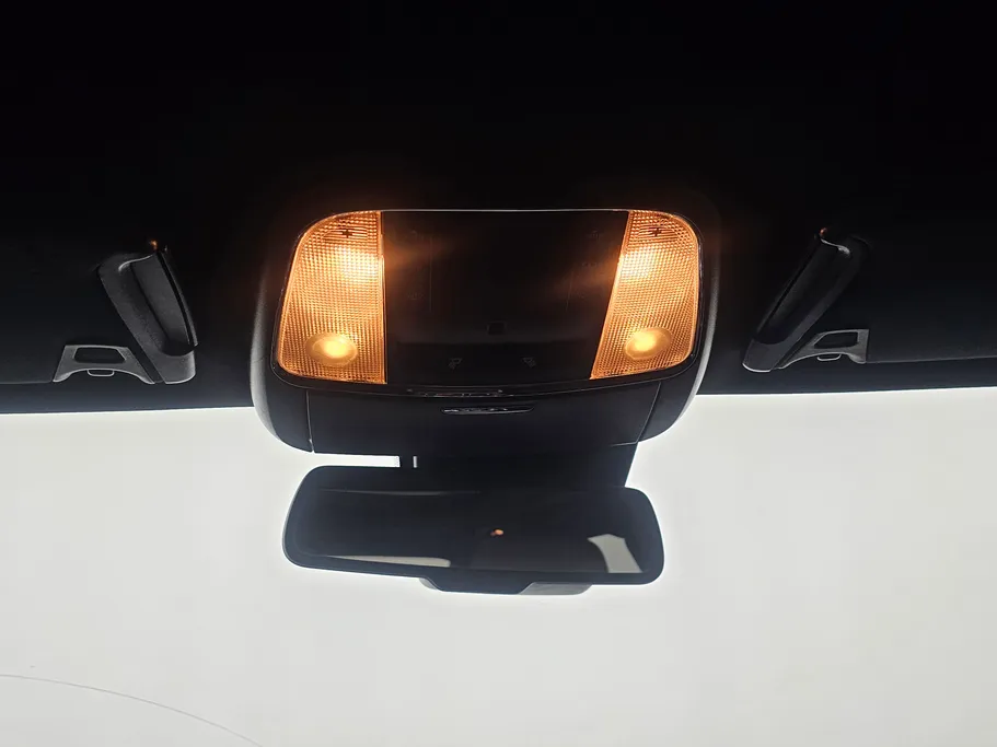 2021 Chrysler 300 C 
