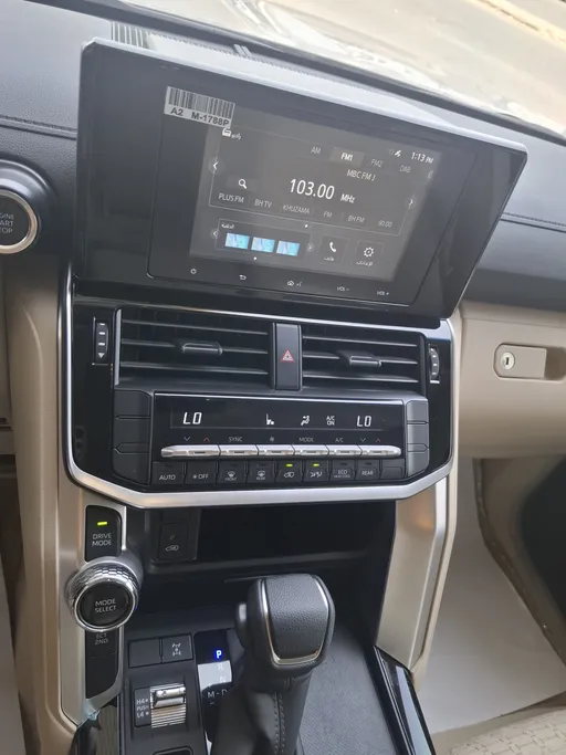 تويوتا لاندكروزر GXR 2025 