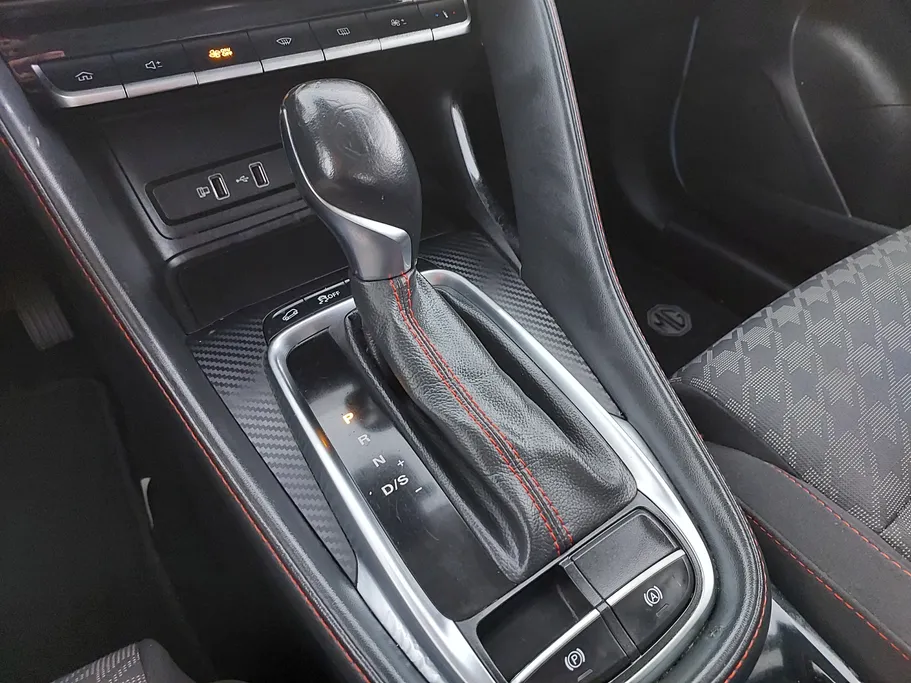 2022 ام جي ZS STD 