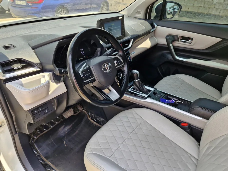 2024 Toyota Veloz GLX 