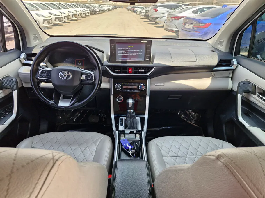 2024 Toyota Veloz GLX 
