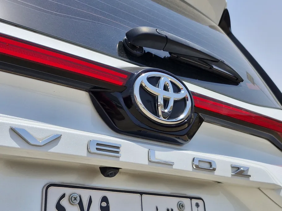 2024 Toyota Veloz GLX 