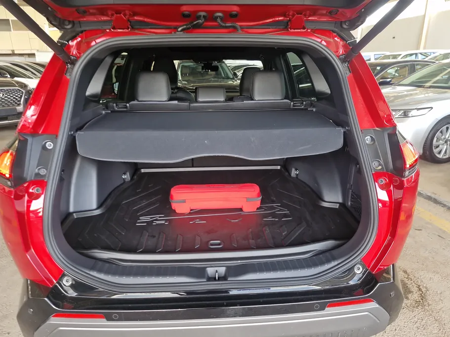 2026 Toyota RAV4 XSE HEV 