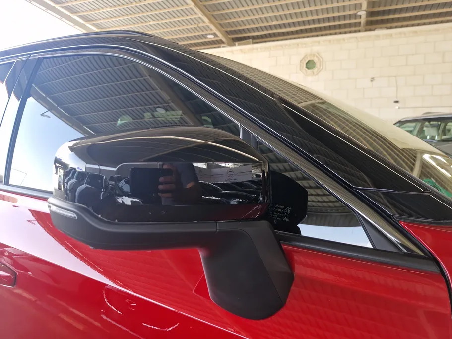 2026 Toyota RAV4 XSE HEV 