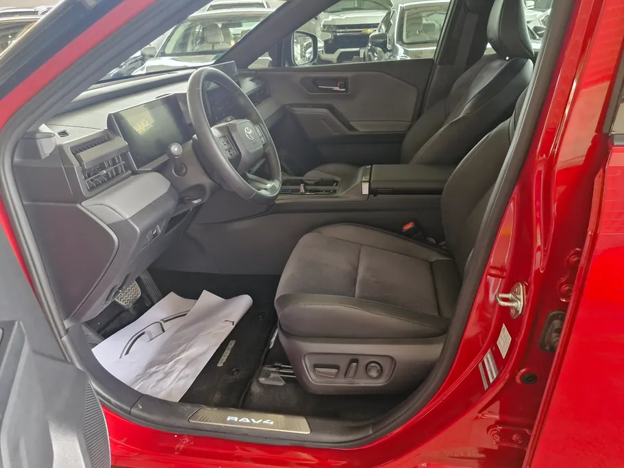 2026 Toyota RAV4 XSE HEV 